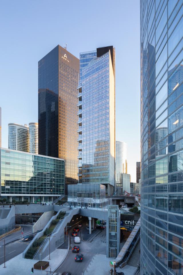 Bureau La Défense 1722m² Location bureau Courbevoie Hauts-de-Seine OLBUR2100517 0